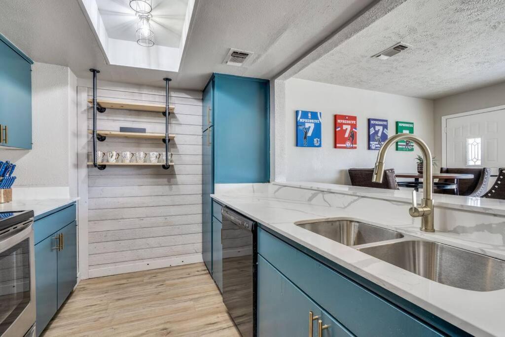 Mpressive Hideaway! Villa Гранд Прери Екстериор снимка
